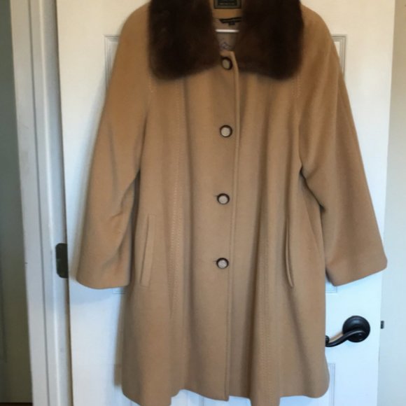 Tan M Angora & Wool Coat with Mink Fur Collar Bella Bicchi - Picture 1 of 5